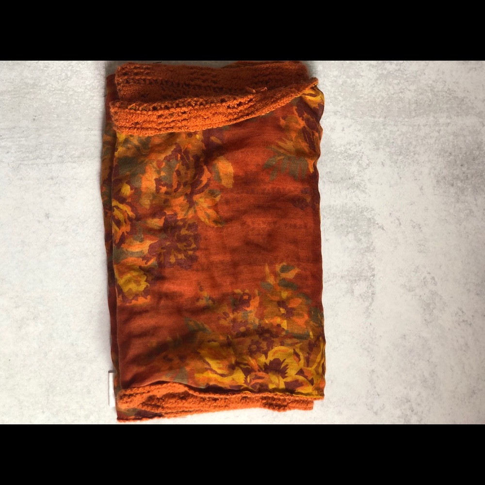 Scarf - Picture 2 of 2